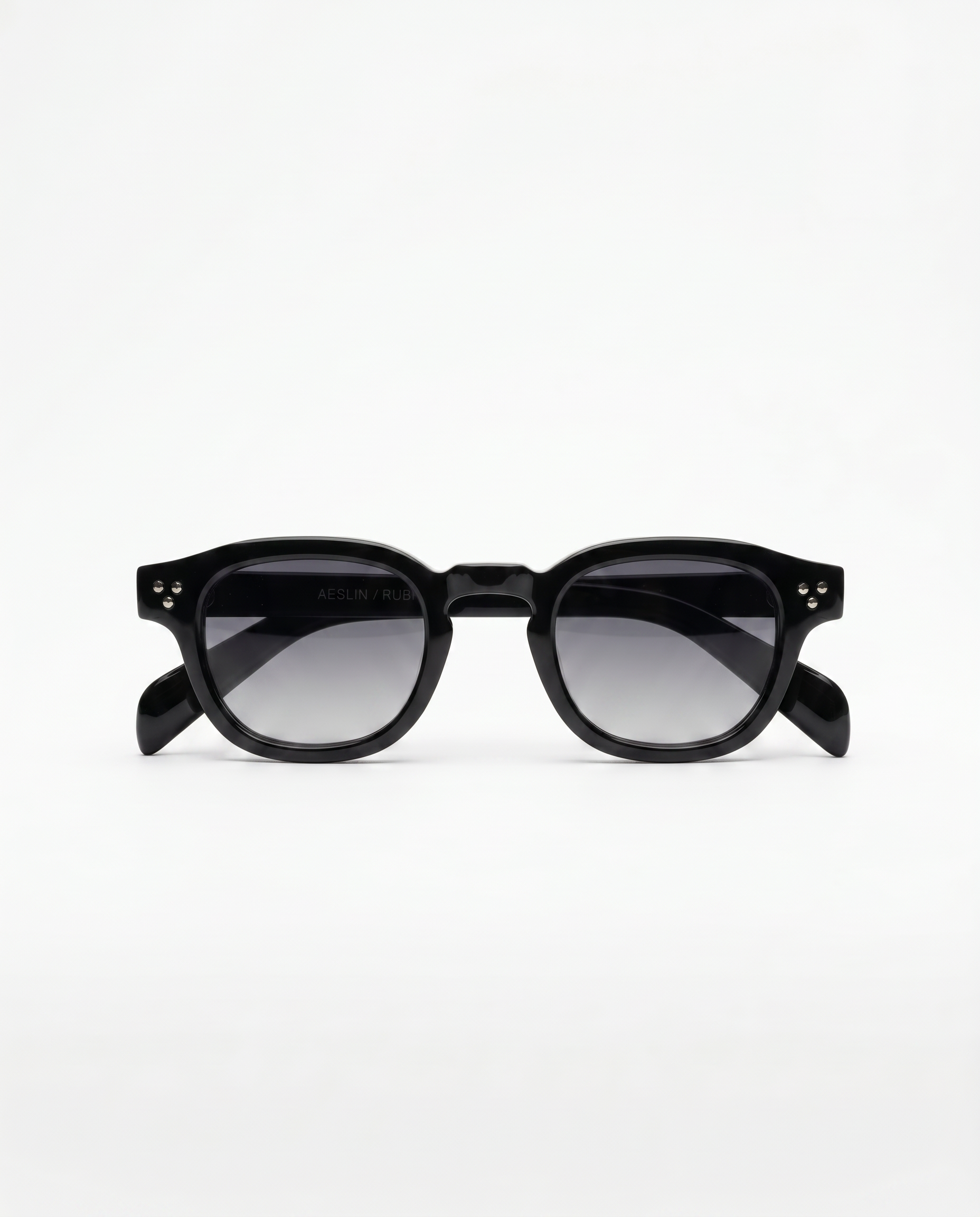 RUE 01 - SHINY BLACK