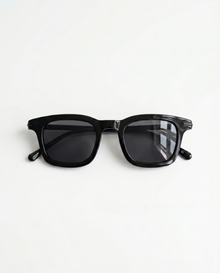 ANDERSON 01 - BLACK ON BLACK